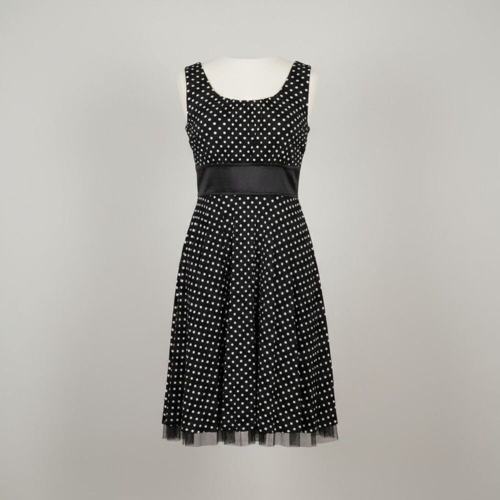 Michelle Sleeveless Dress Size 14 --ITEM #3398